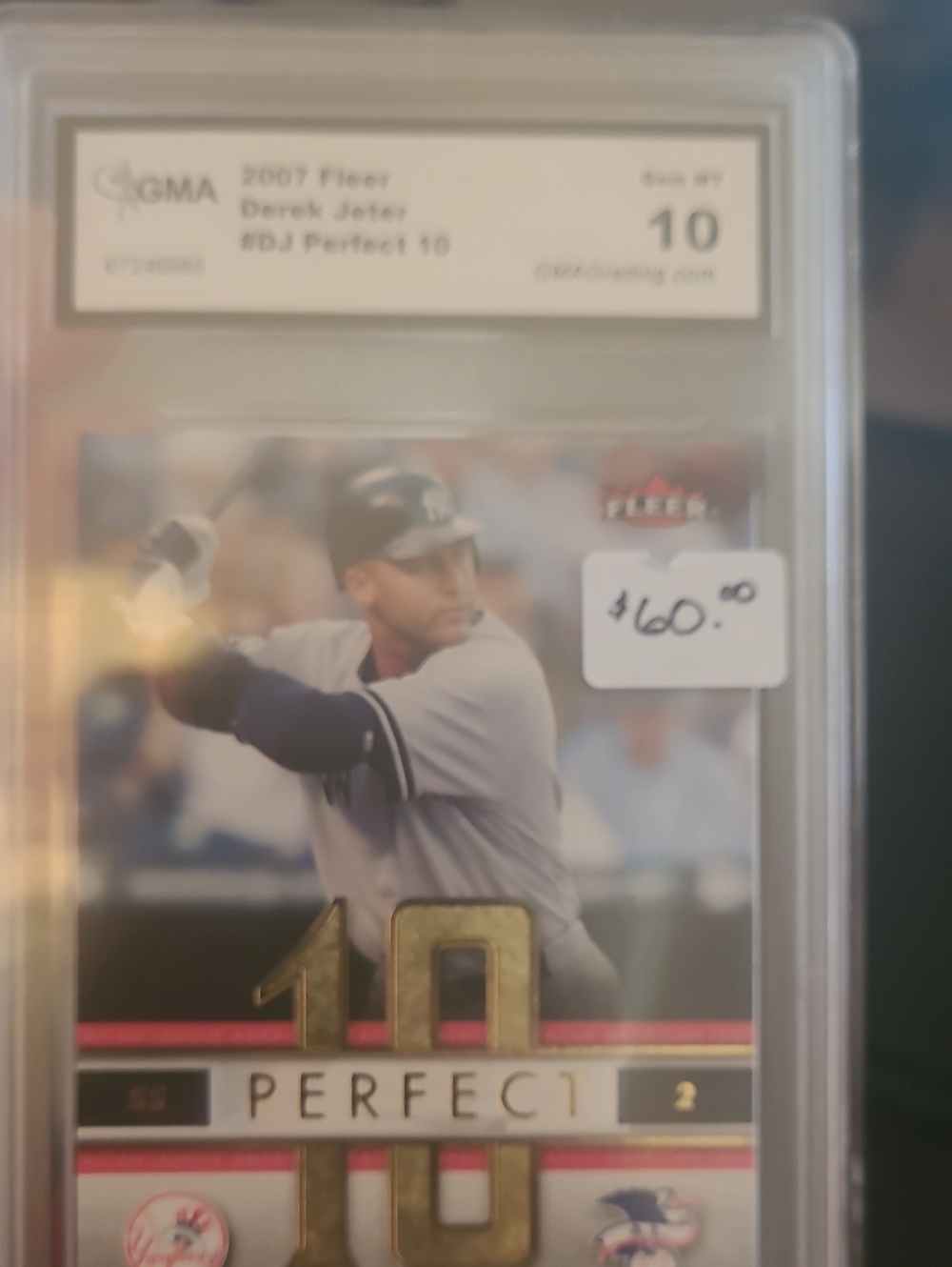 Derek Jeter Perfect 10 Collector Card - Black & Gold